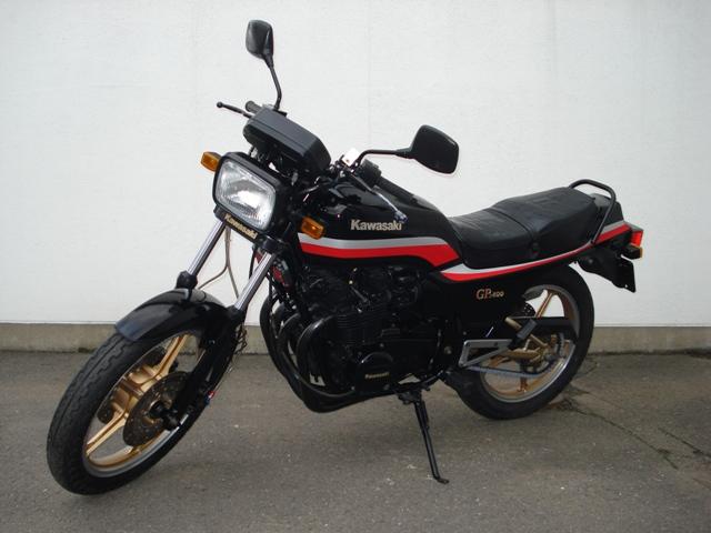 Z400GP